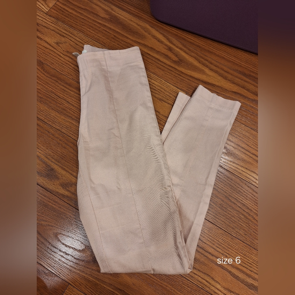 H&M Cropped Pants